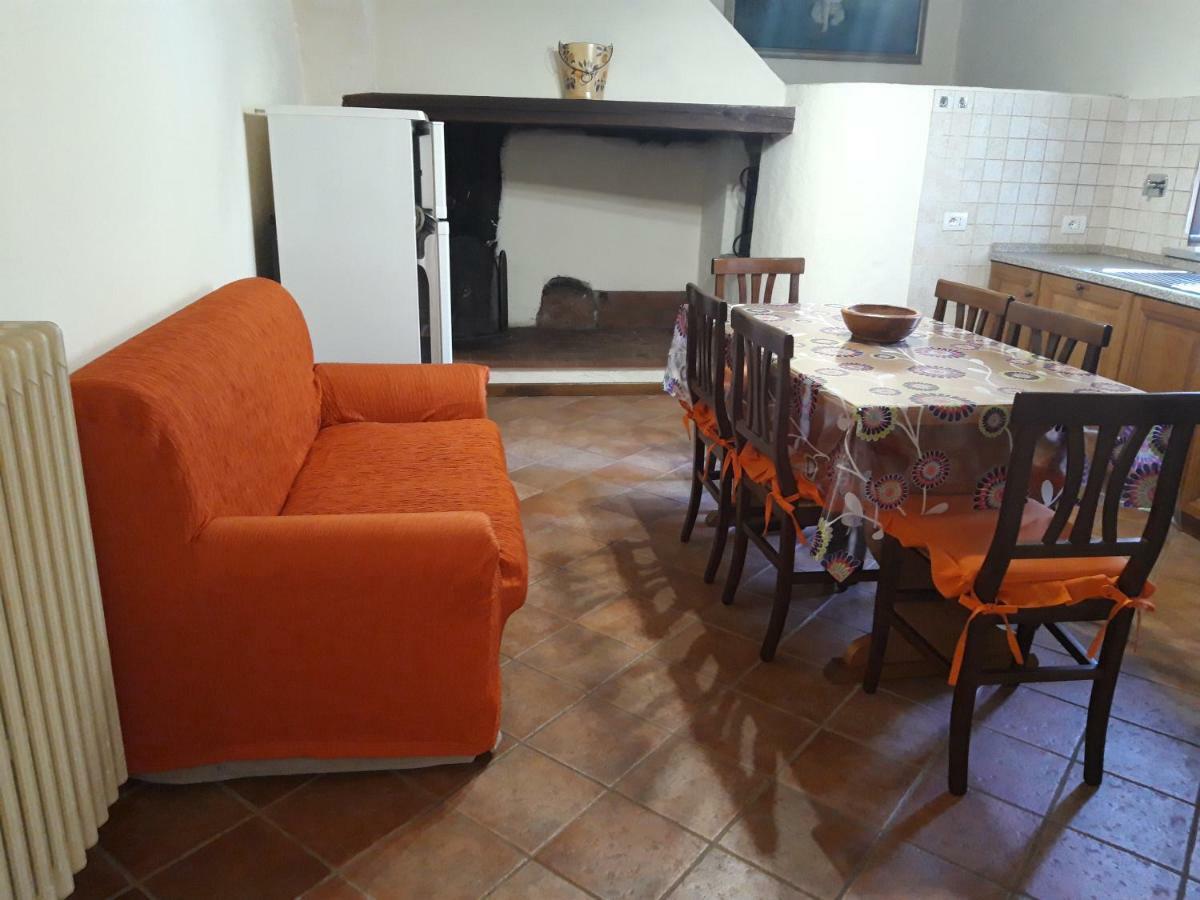 La Casa Di Ida Lägenhet Porciano Exteriör bild